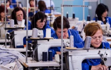 Punonjesit fason qe humben punen nga pandemia: Donatoret japin 556 mije USD